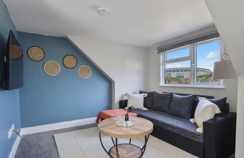Tokyngton Apartment | Harrow - Stadium Apartment
