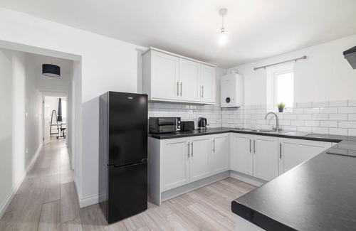 Watford Condo | Harry's Hogwarts Haven
