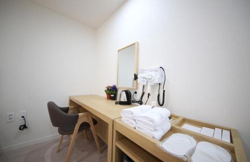 Jinhae Hotel | HARU Hotel