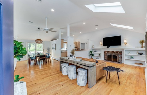 East Harwich House | Harwich Getaway w/Stunning Water Views, Central Air, Outdoor Shower, Tennis