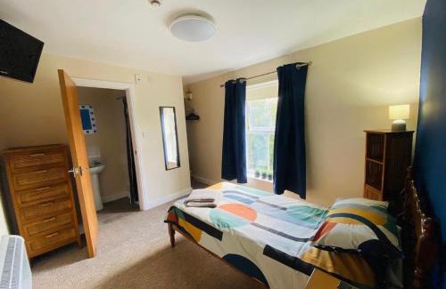 Hasland House | Hasland Hotel, En-suite Rooms, S41