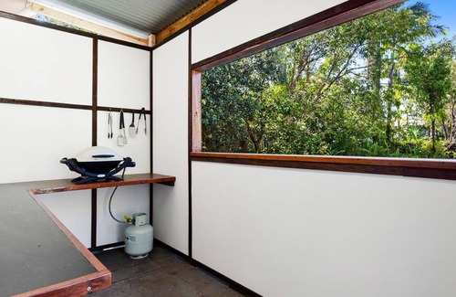 Hastings Point House | Hastings Hideaway - Cozy Coastal Retreat in Hastings Point