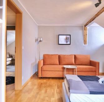 Herresbach Apartment | Haus am Nürburgring I 4 Schlafzimmer für 1-10 Personen I Küche I Garten I Grillplatz I Ruhige Lage