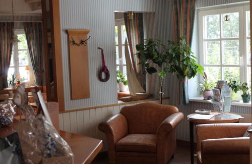 Ostseebad Ahrenshoop Hotel | Haus Antje