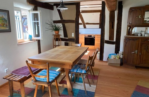 Erlenbach bei Dahn House | Haus der Behaglichkeit - vacation home, shower, WC, 2 bedrooms