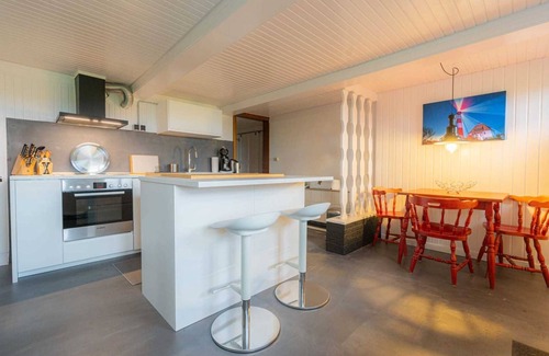 Poppenbull House | Haus Husen - Haus Husen