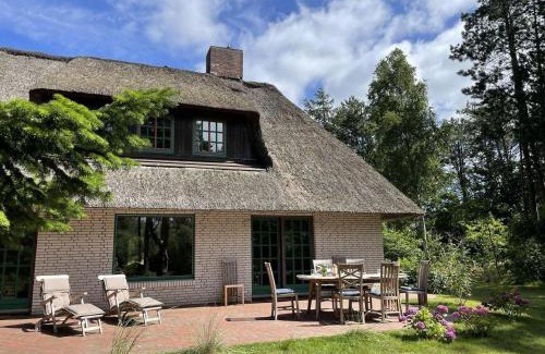 Suddorf House | Haus-Seemoewe