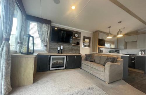 Isle of Grain Apartment | Haven caravan Kent coast sleeps 6 with WiFi