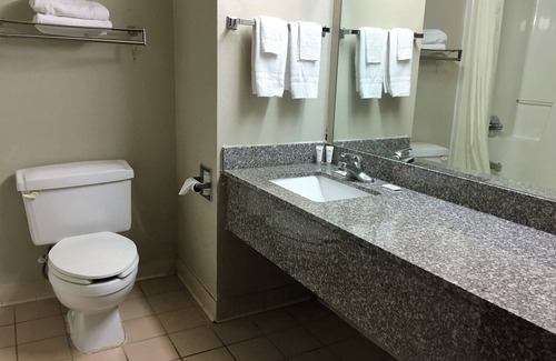Gwinnett Place Hotel | Haven Inn & Suites