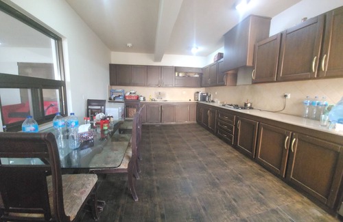 Bhurban House | Haven Lodge, Luxiourous 6 BR Holiday home in Bhurban, Murree