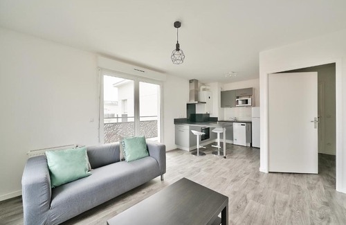 Les Pavillons-sous-Bois Apartment | Havre de paix près de l'Ourcq