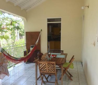 Baie-Mahault House | HAVRE DE PAIX