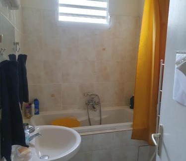 Baie-Mahault House | HAVRE DE PAIX