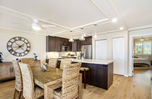 Princeville Condo | Hawaii Life Rentals Presents Puu Poa 302