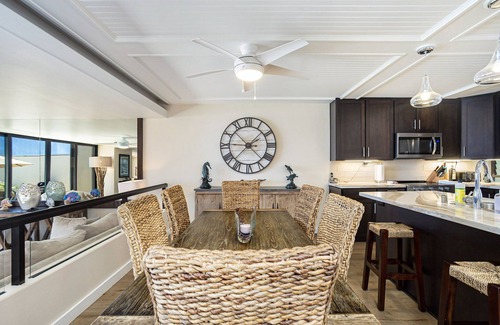 Princeville Condo | Hawaii Life Rentals Presents Puu Poa 302