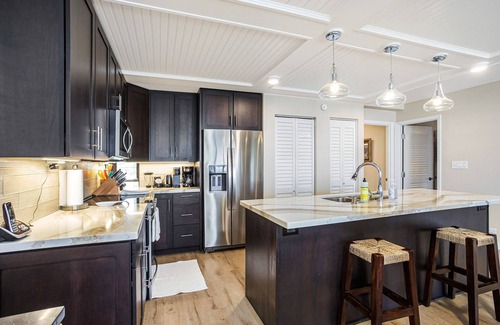 Princeville Condo | Hawaii Life Rentals Presents Puu Poa 302