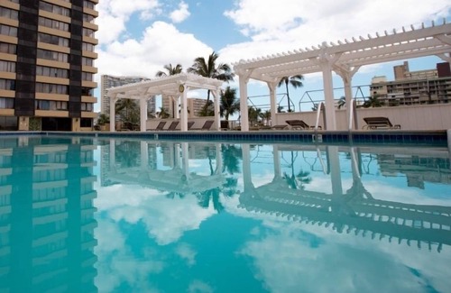 McCully - Moiliili Condo | Hawaiian Monarch 805 Condo by RedAwning