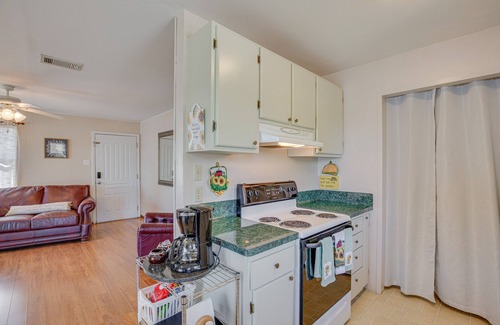 Hawkins Cabin | Hawkins Vacation Rental w/On-Site Lake Access!