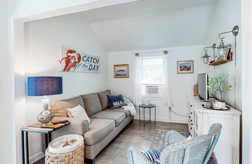 Eastham House | Hay Cottage