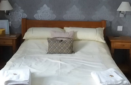 Wadeford Hotel | Haymaker Inn