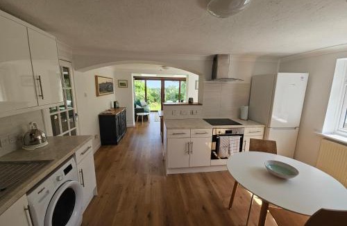 Newton Abbot Apartment | Haytor Hideaway