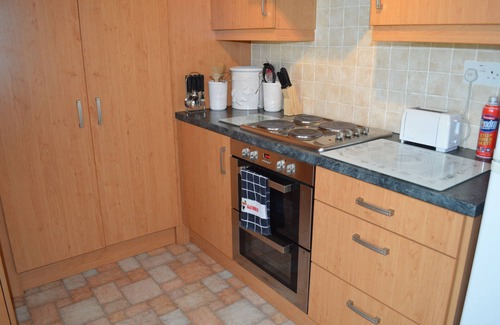 Innellan Apartment | Hazel Bank Villa holiday Apartment, Dunoon, pet friendly, sleeps 4