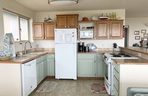 Moclips House | Hazel`s Place- 2 bedroom Home with Unsurpassed Ocean Views