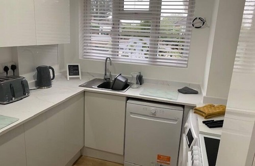 Poole House | Hazlebury Muse in Poole for total wellness