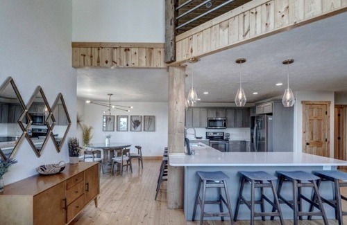 Lead Ski Chalet | Headline (4-Bedroom Chalet) with Pool by RedAwning