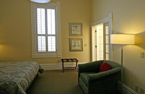 Healdsburg Hotel | Healdsburg Inn on the Plaza, A Four Sisters Inn