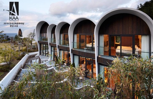 Ulleung Hotel | Healing Stay Kosmos