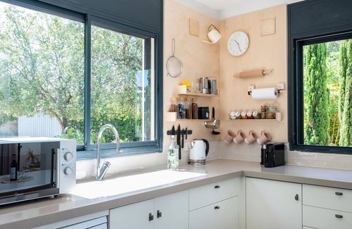 Ben Ami House | Health, Nature, Culture, Tours & Tastes in the Village