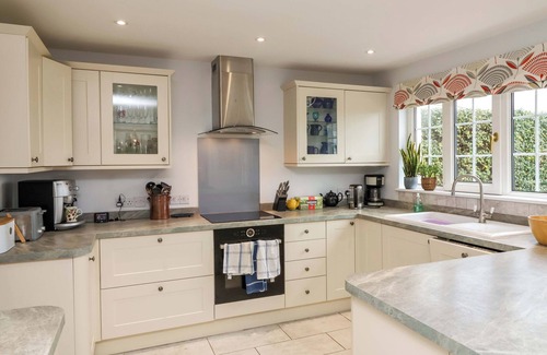 North Buckland Cottage | HEANTON LODGE, family friendly, with a garden in Braunton