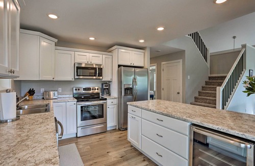 Hill City House | Heart of Black Hills Home by Mickelson Trail!