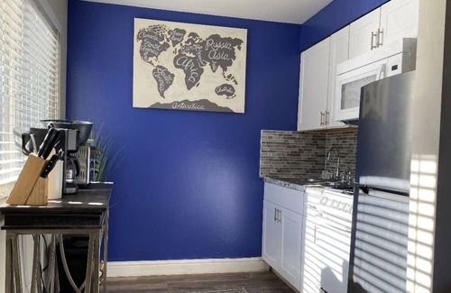 Old Southwest Apartment | *Heart of Midtown* Modern, Spacious Studio