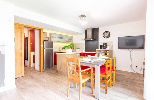 Saint-Lary-Soulan Apartment | Heart of Saint Lary Soulan, renovated 3-bedroom apartment for 11 with balcony views