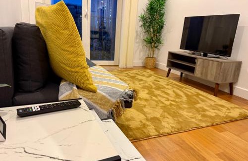 Cardiff City Centre Apartment | Heart of the City Centre Apartment Sleeps 4