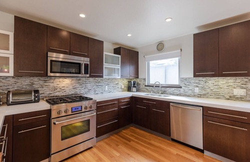 Venice House | Heart of Venice Designer Home Near Abbot Kinney