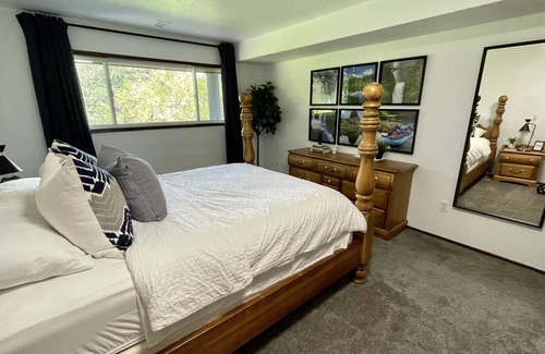 Washougal House | Heart of Washougal River: waterfront property, beautiful view, located in town