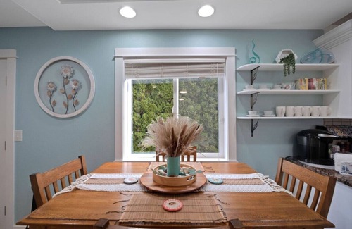 McMinnville House | Heart of Wine Country 4BR Retreat