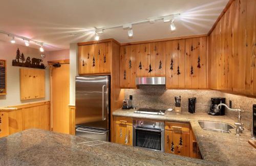 Whistler Village House | Hearthstone Lodge 3 | Central Whistler Village Condo with Sauna & Hot Tub