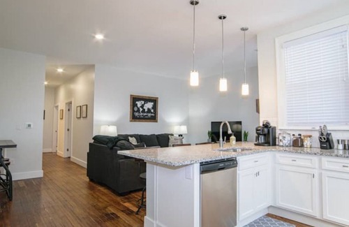 Hamilton Apartment | HeartofHamilton Family Stay-Ham,Spooky Nook,Miami