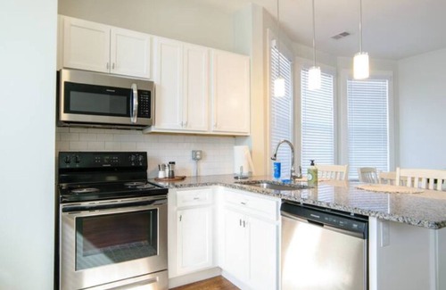Hamilton Apartment | HeartofHamilton Family Stay-Ham,Spooky Nook,Miami