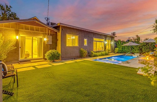 Park Scottsdale One House | Heated Pool Chic Furniture Modern 4BD Hot Tub