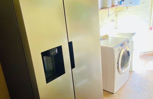 Granadilla de Abona Villa | Heated Pool HotTub Bar/Games Room Gym New Outdoor Kitchen 6 Bed 6 Ensuites WiFi