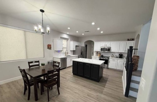 Circle Cross Ranch House | Heated Pool Included: Upscale Family Retreat with Office & Game Room