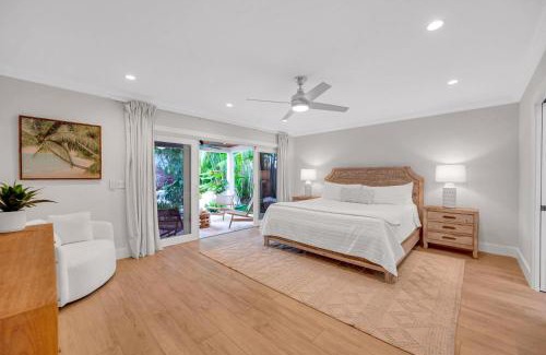 Poinsettia Heights House | Heated pool Lush Tropical Surrounding Castaway Key RESlDENCES