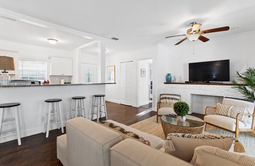 Palm Beach Shores House | Heated Saltwater POOL + Walk to the Beach + Chair/Umbrella Pass Included