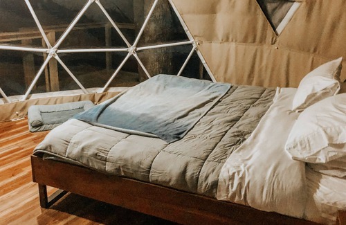 Deep Gap RV Rental | Heated Treehouse DOME w/ creek & cargo net hammocks!!!