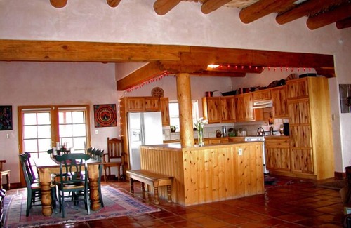 Taos House | Heathers Hacienda 2 Town VIews CIty Lights Evap cooling hot tub